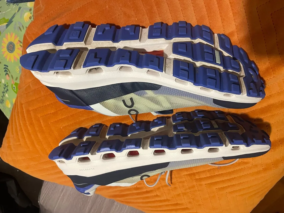 QC runners helion UK 12. Euro 47.5 - Image 3