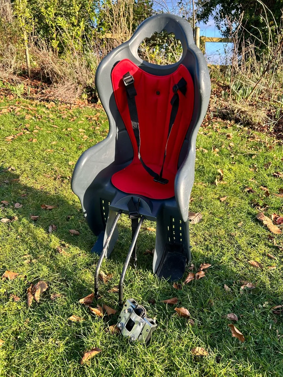 HTP design Elibas P children's bicycle seat - Image 1