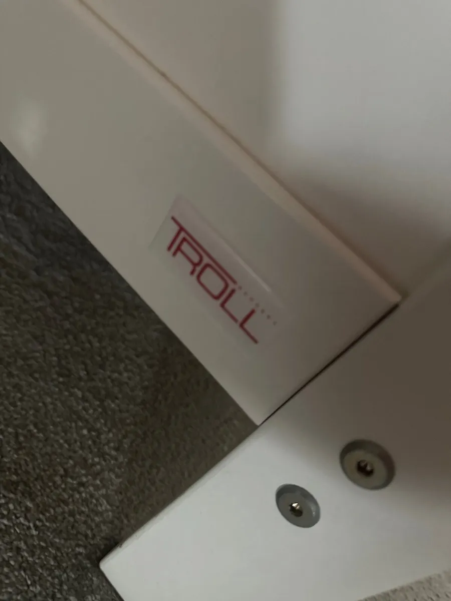 Troll Cotbed - Image 1