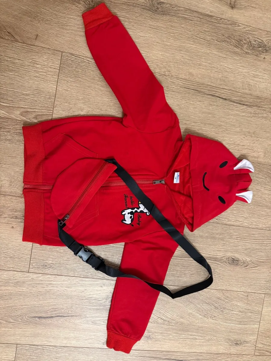 zip-up jumper( sweatshirt)size 104-110cm - Image 1