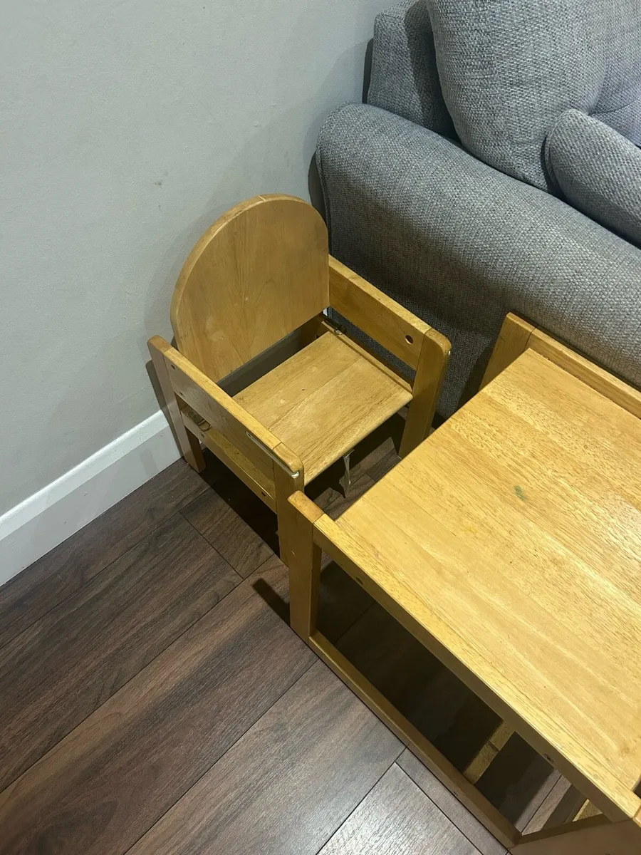 Toddler table and chair - Image 2