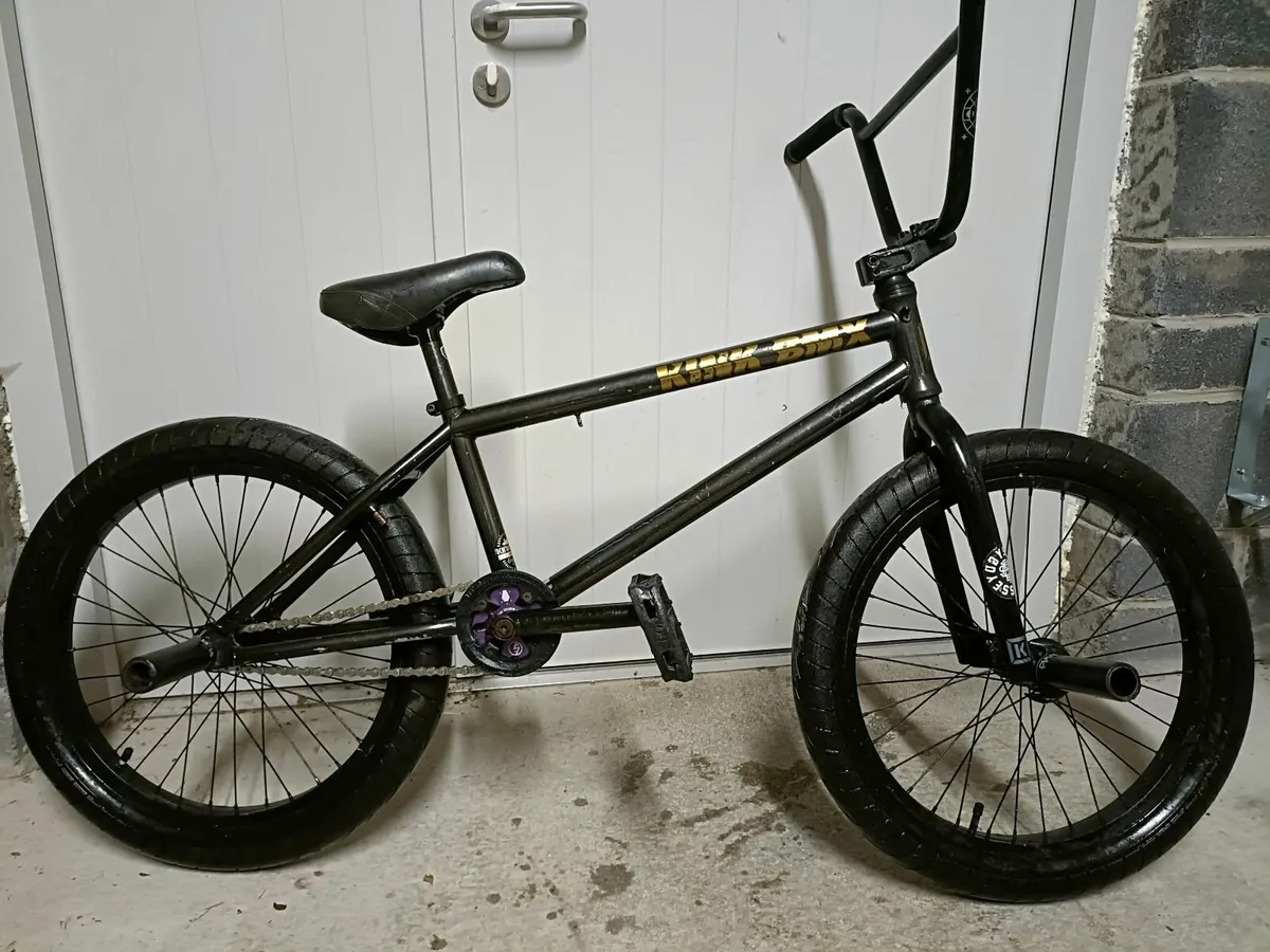 BMX bike - Image 1