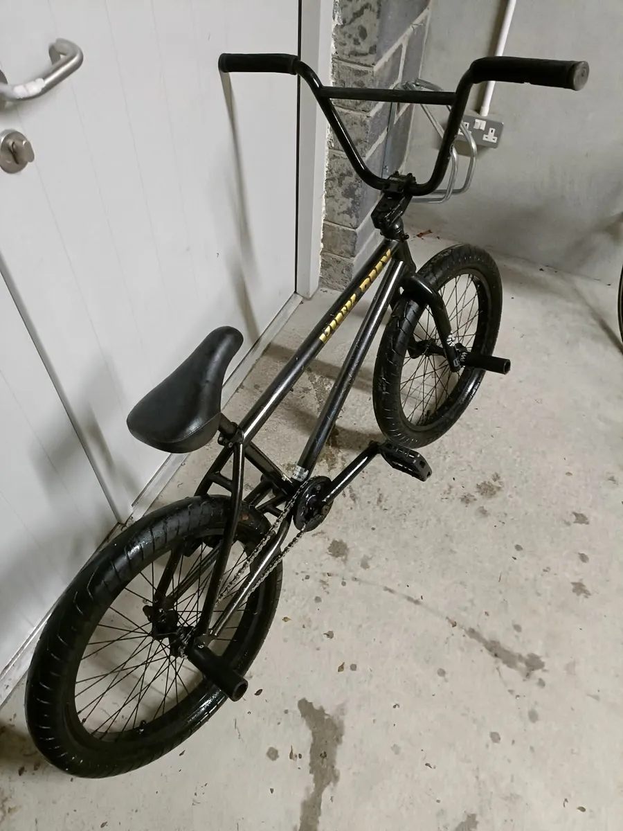 BMX bike - Image 3