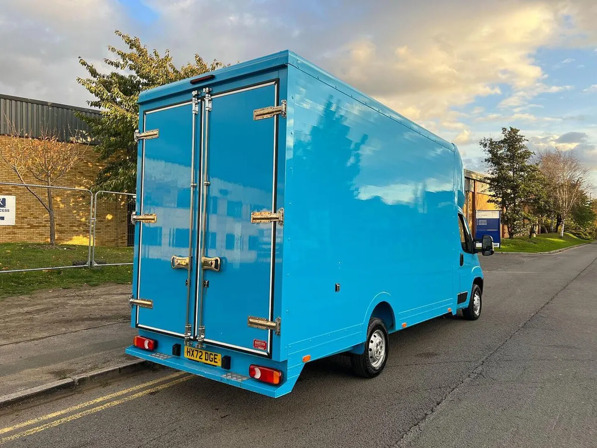 2022 Peugeot Boxer Luton Box Van - Image 2