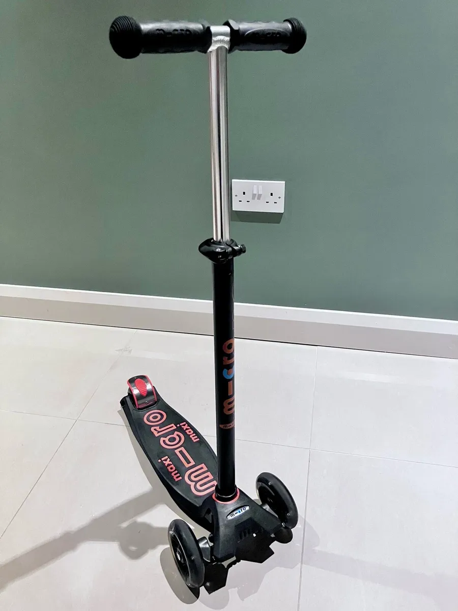 Maxi Micro Scooter - Image 2