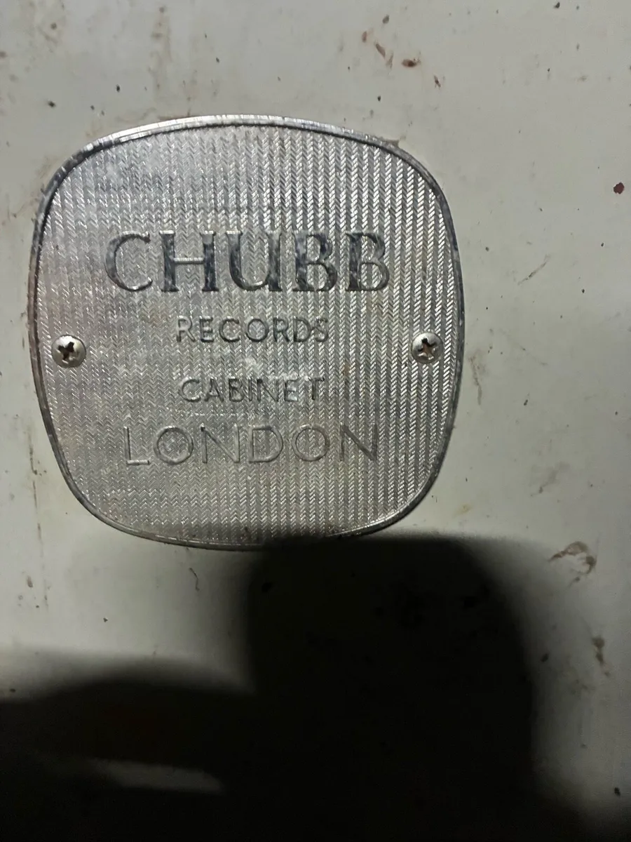 Chubb fireproof safe - Image 2