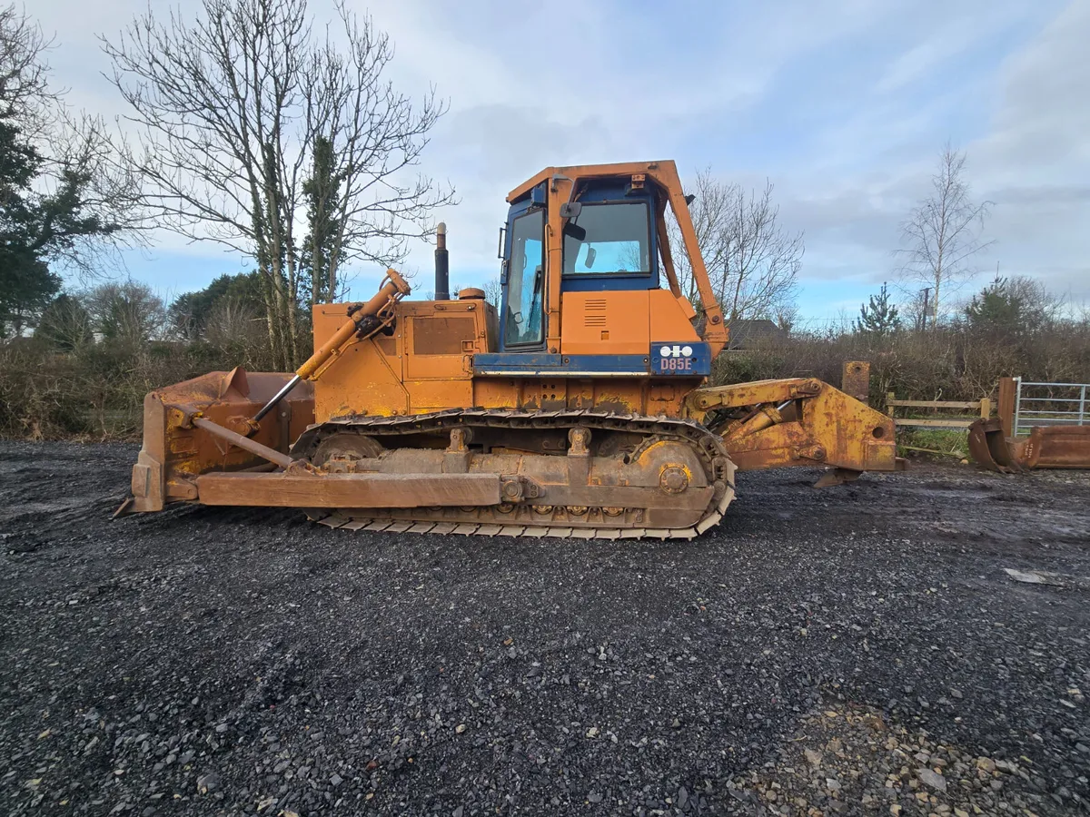 Komatsu D85 - Image 2