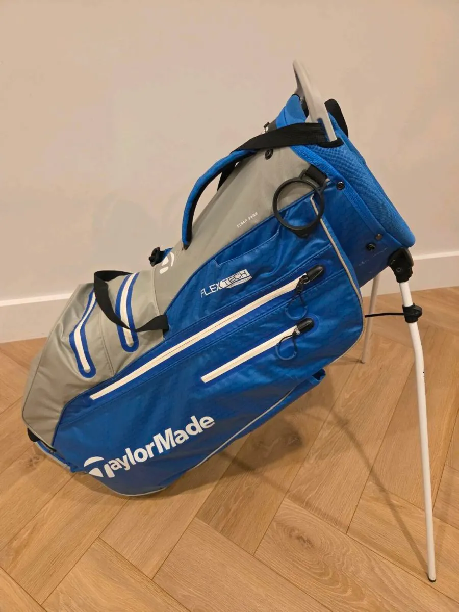 TaylorMade Waterproof Stand Bag - Image 1
