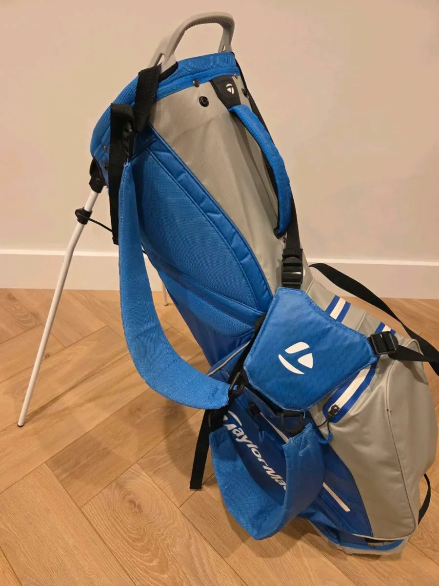 TaylorMade Waterproof Stand Bag - Image 3