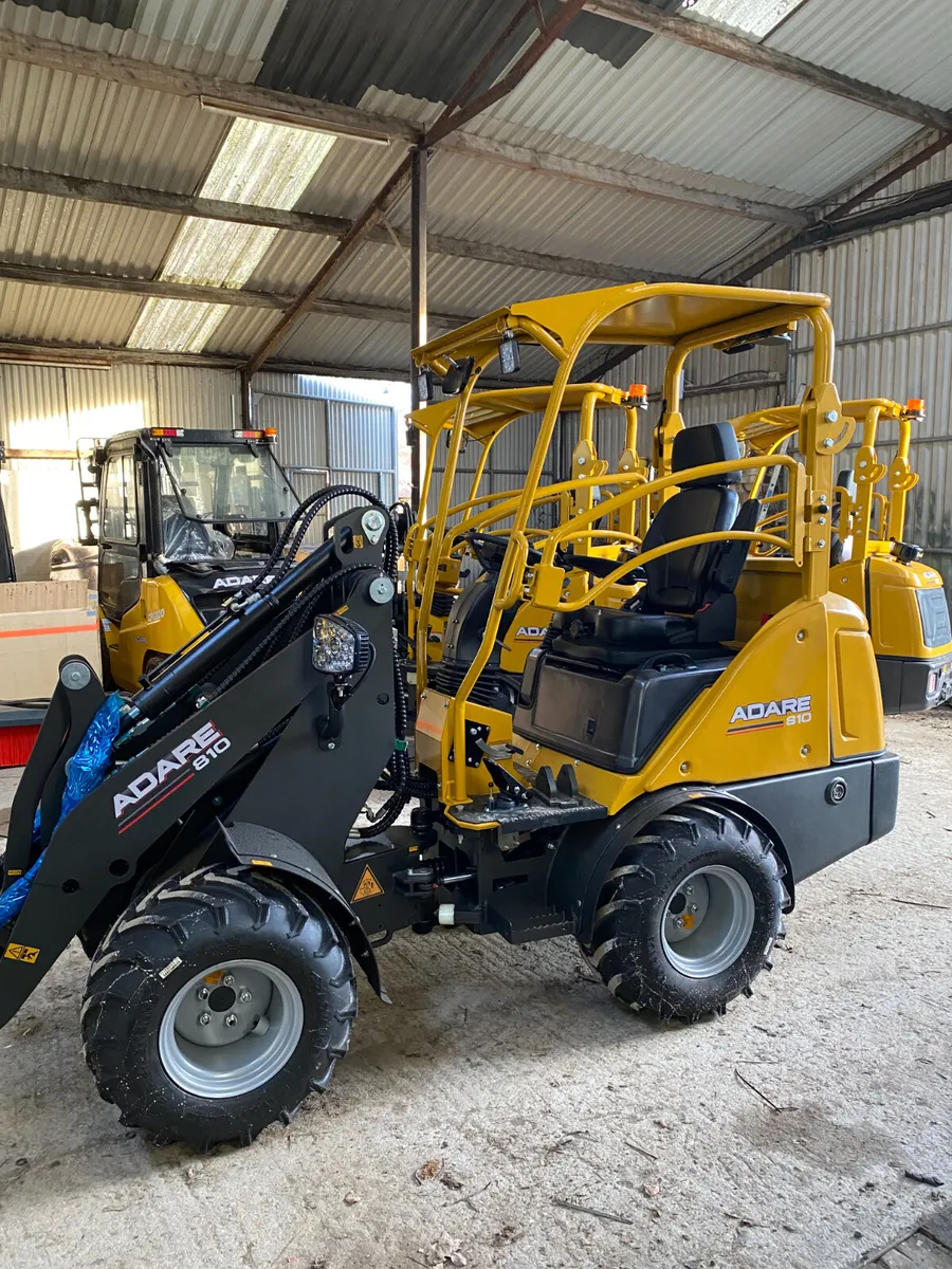 Adare 810 Mini Loader For Sale - Image 1