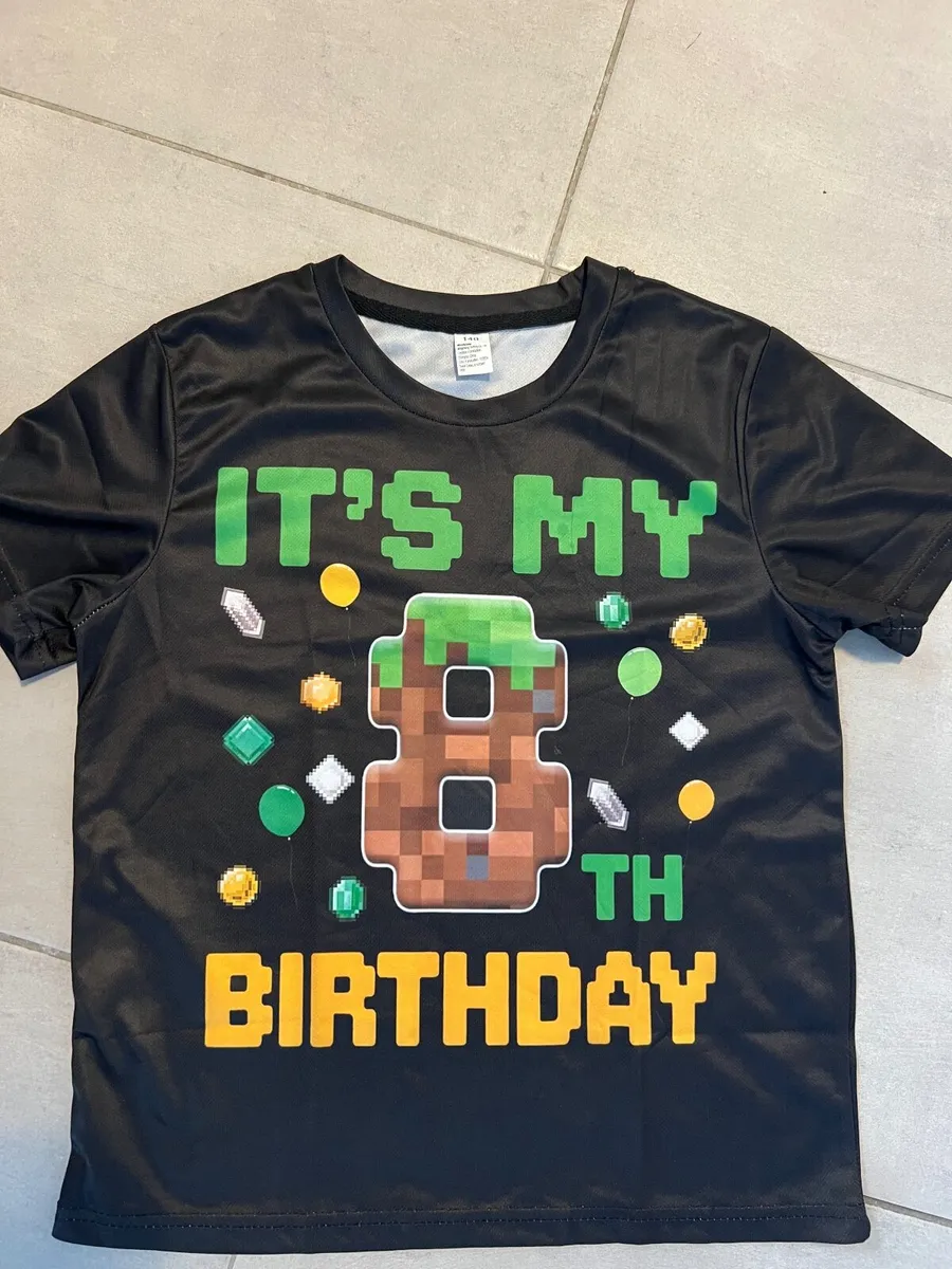 Minecraft...T-shirt, balloons, and cake decoration - Image 1