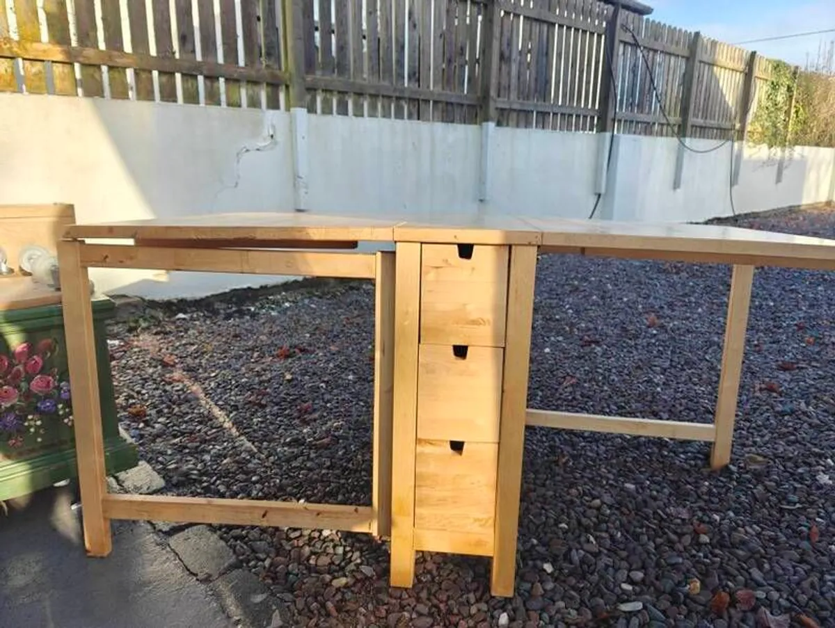 Drop leaf table. - Image 2