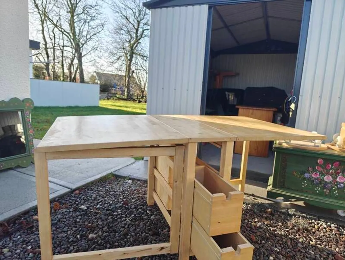 Drop leaf table. - Image 3