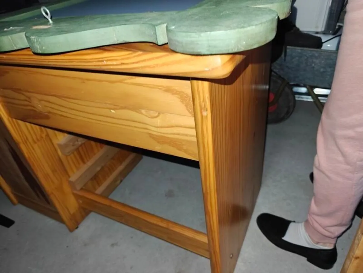 Drop leaf table. - Image 4