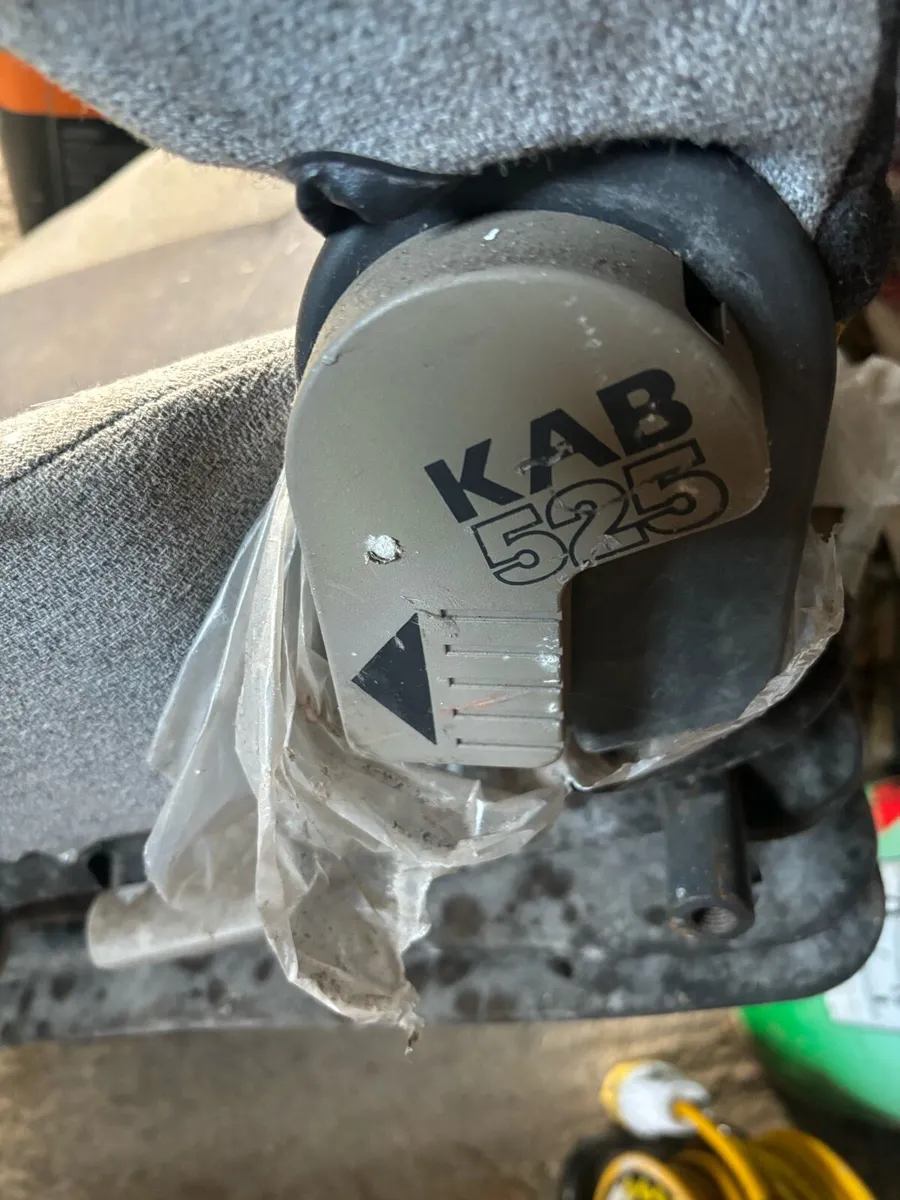 KAB seat - Image 3