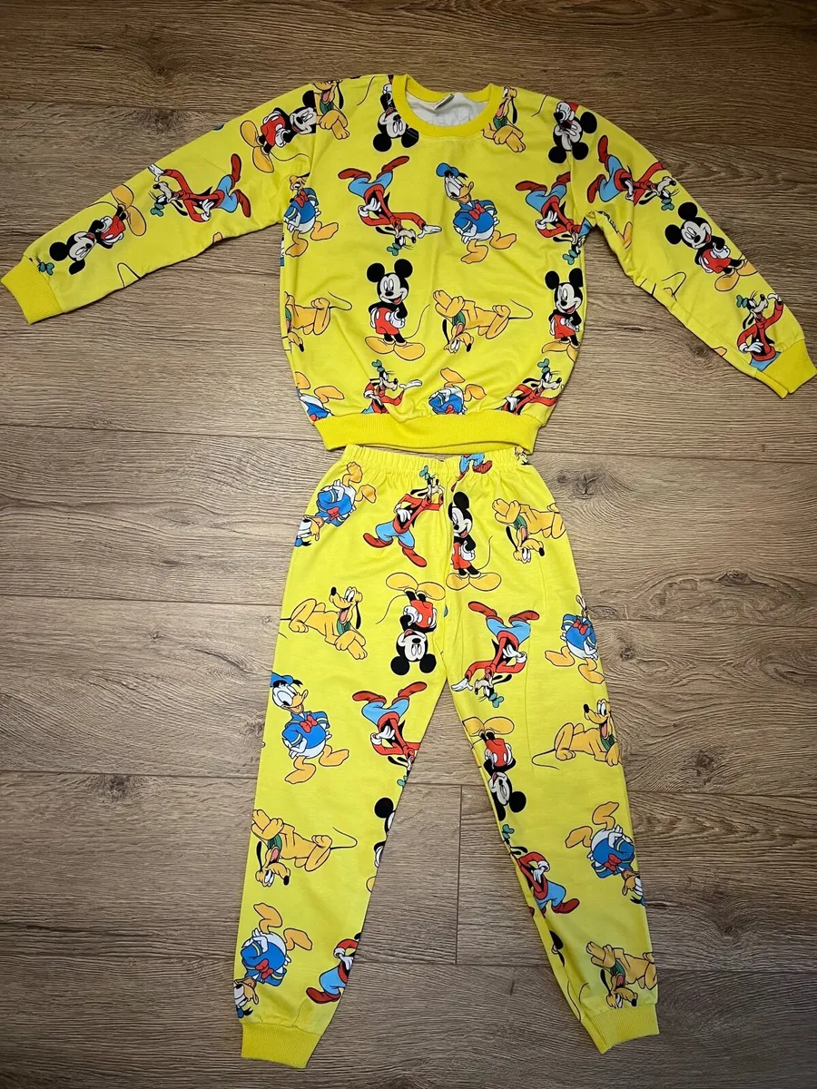 Tracksuit - sweatshirt and bottoms" - Image 1