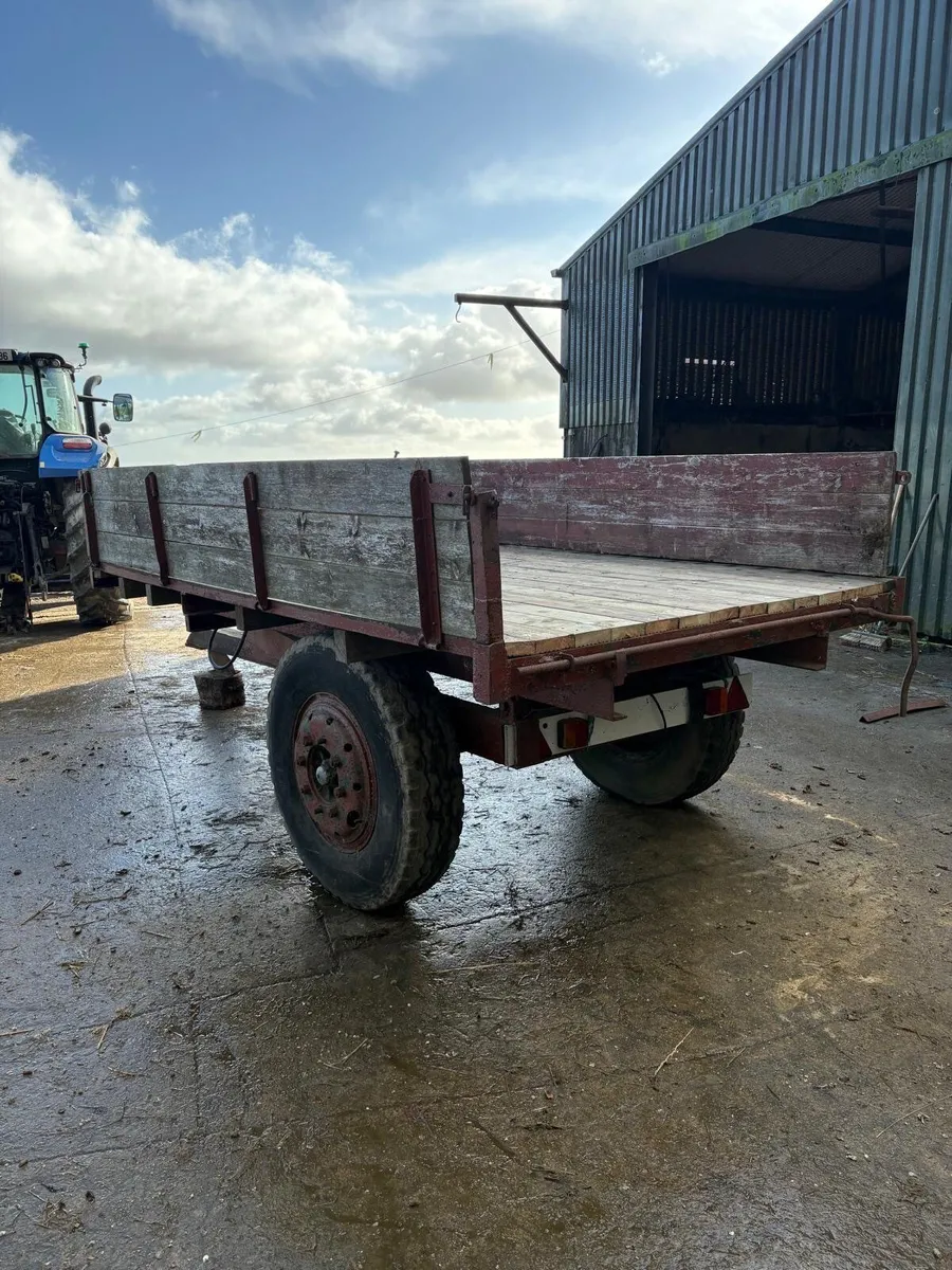 Tipping trailer - Image 1