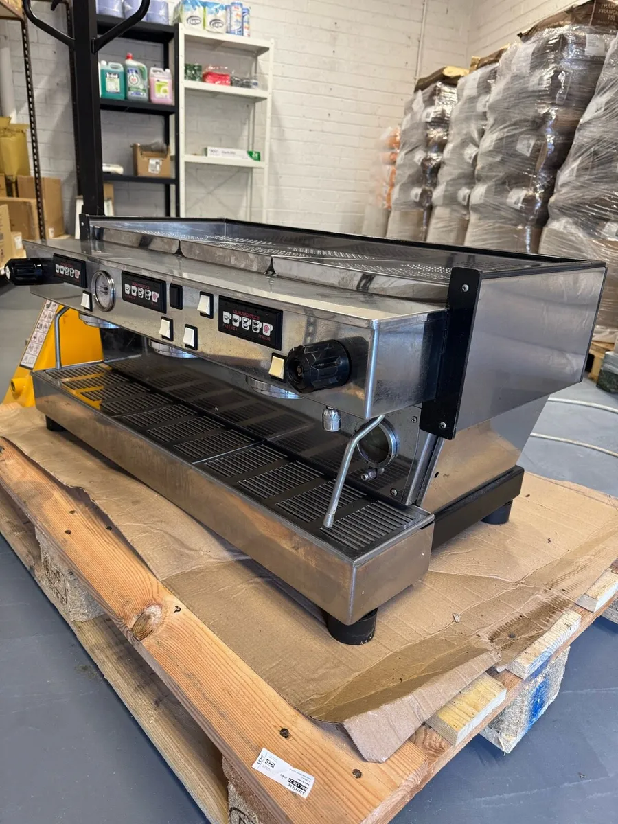 La Marzocco coffee machine 3 group - Image 1