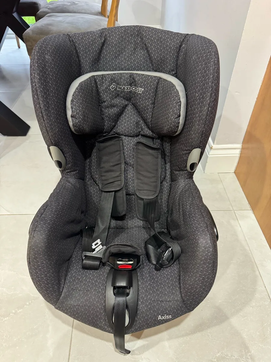 Car Seat Maxi Cosi Axiss - Swivel - Image 1