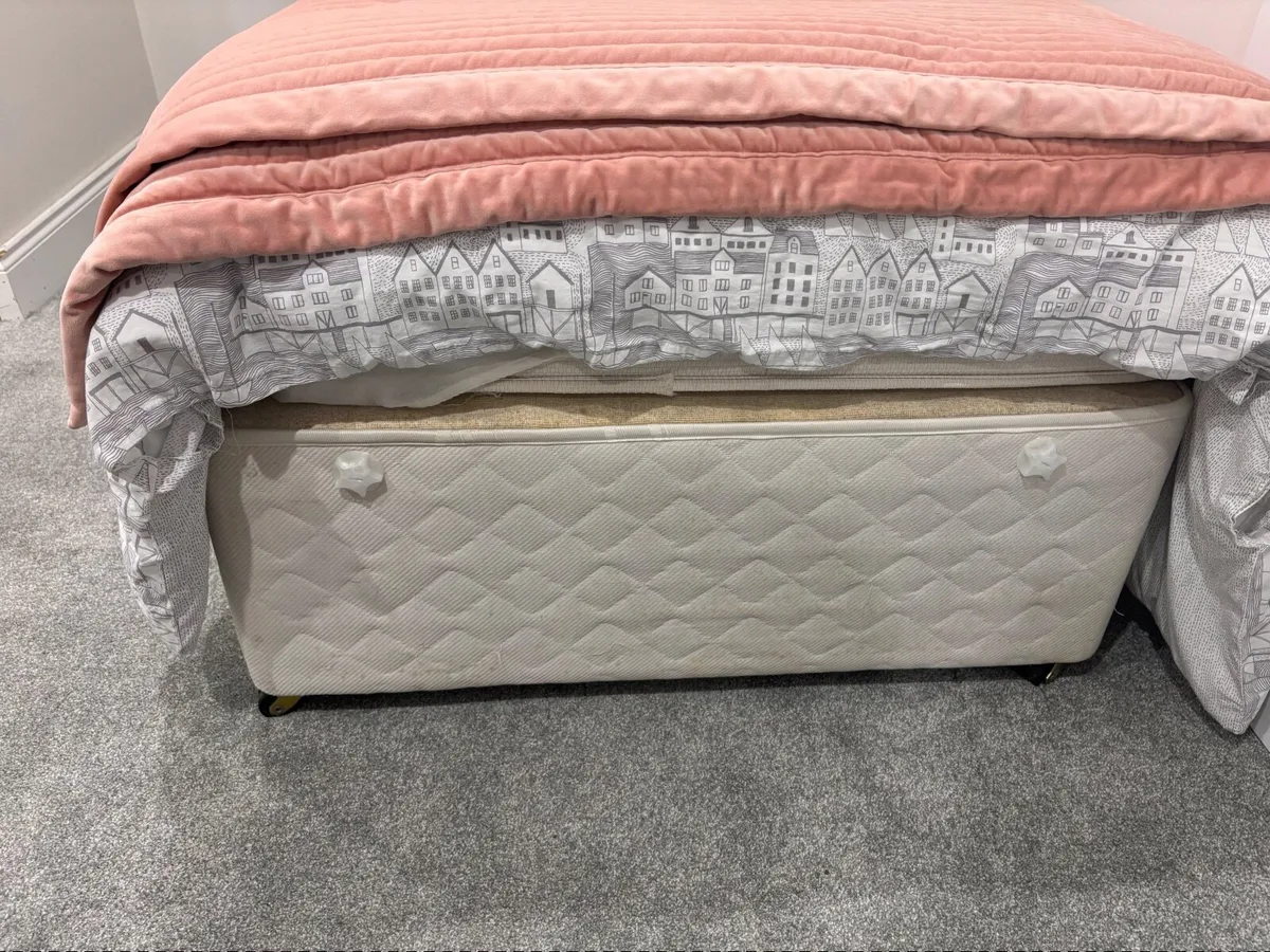 Single Bed with Mattress - Image 3