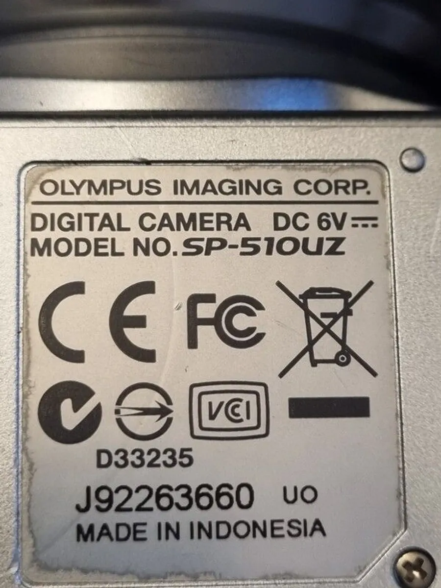 OM SYSTEM OLYMPUS SP-510 Ultra Zoom 7.1MP Digital Camera with Digital Image Stabilized 10x Optical Zoom - Image 4