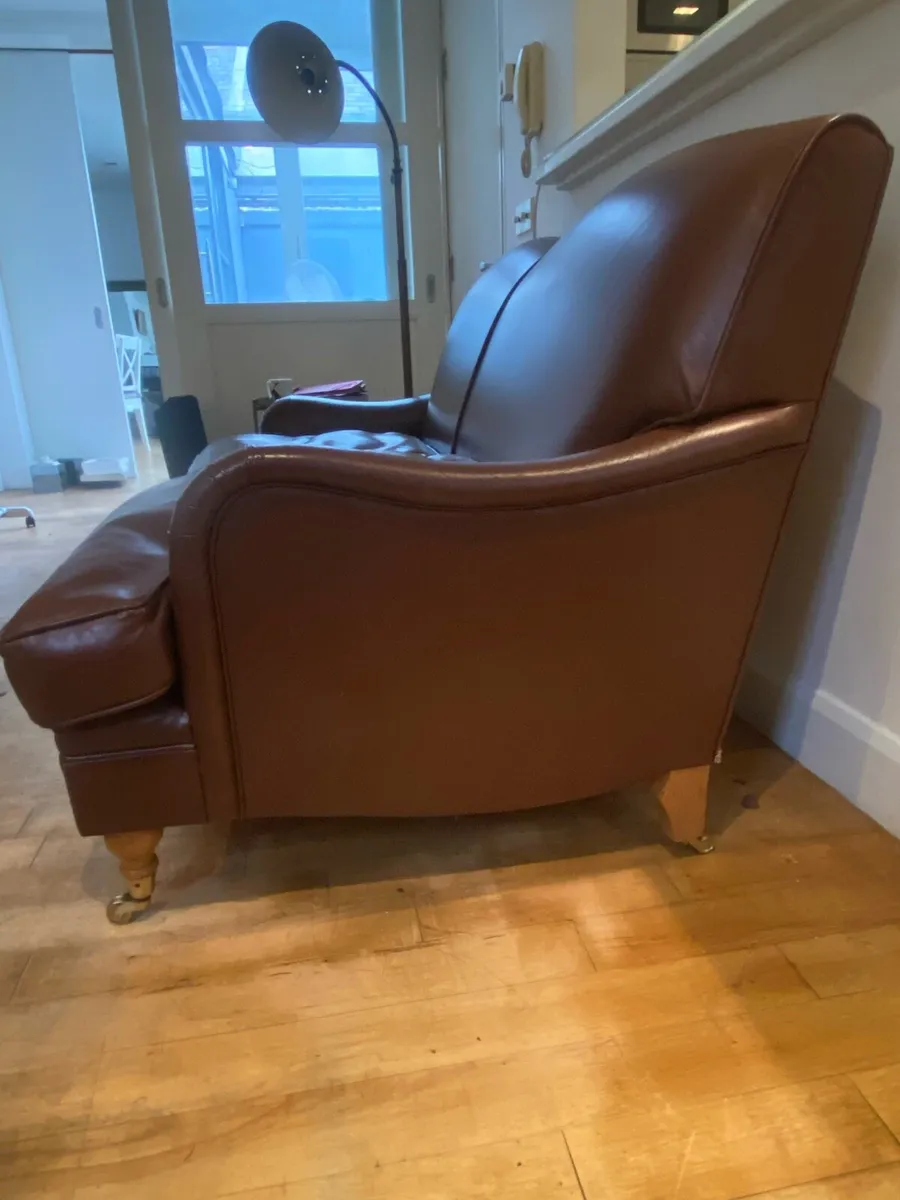 Leather couch and armchair - Image 2