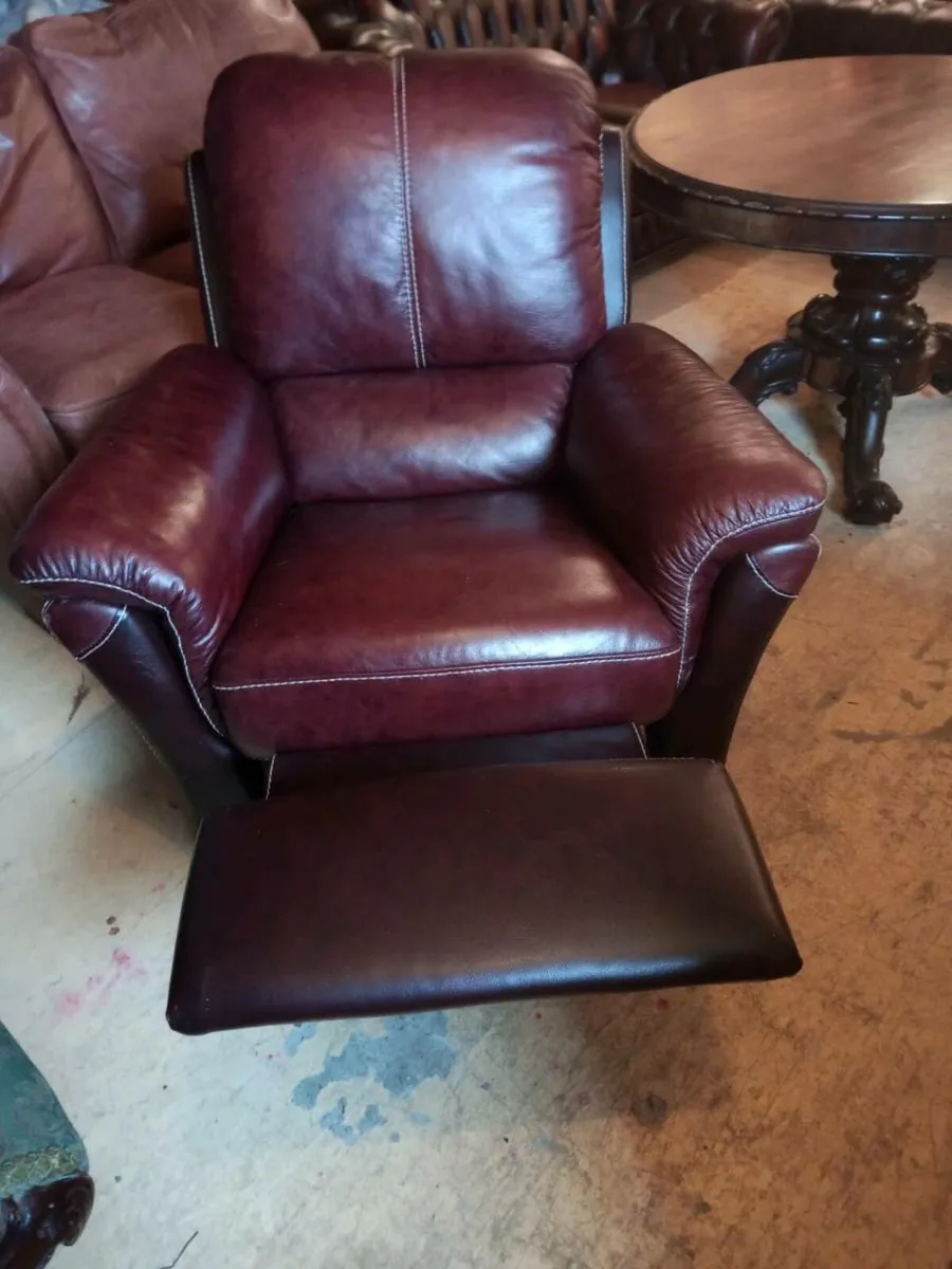 Chocolate brown chesterfield queen Anne wingback a - Image 3