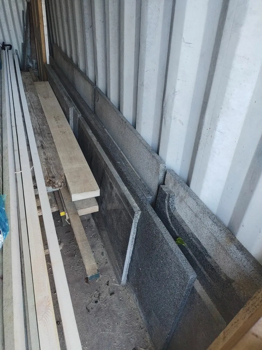 Granite worktops - Image 1