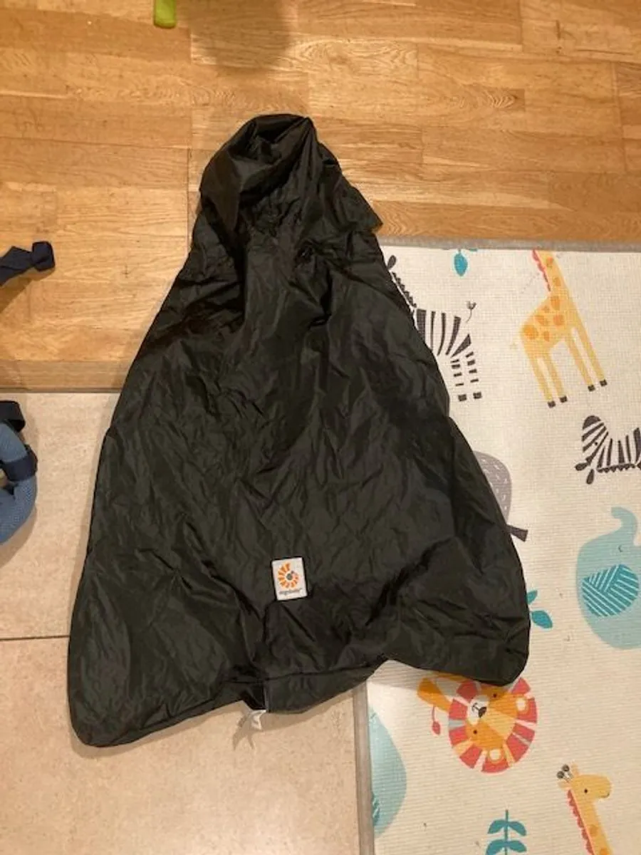 Ergobaby Omni 360 Cool Air (with Rain Cover) - Image 3