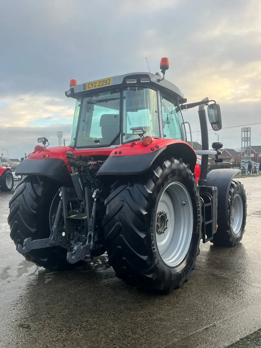 Massey Ferguson 7s.210 - Image 3