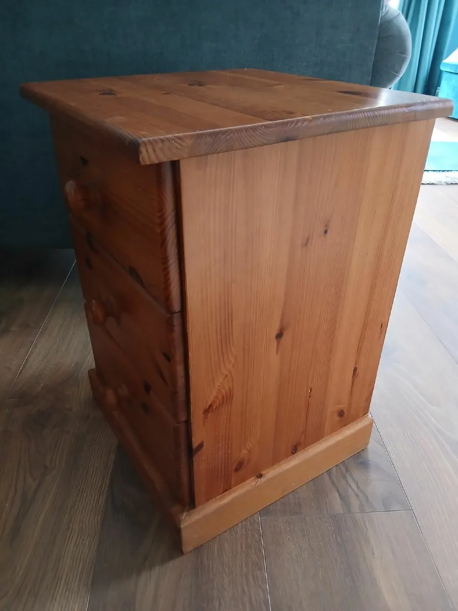 Bedside  lockers - Image 3