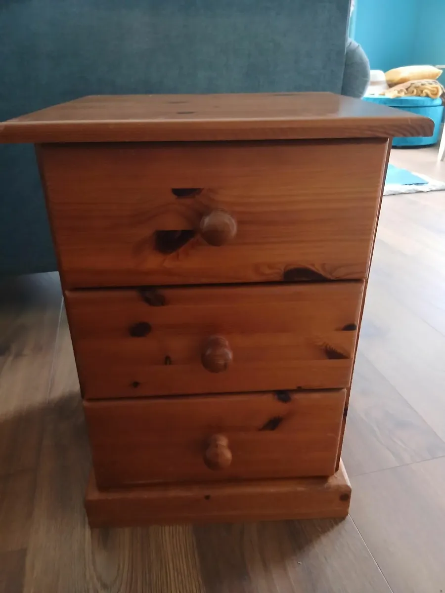 Bedside  lockers - Image 4