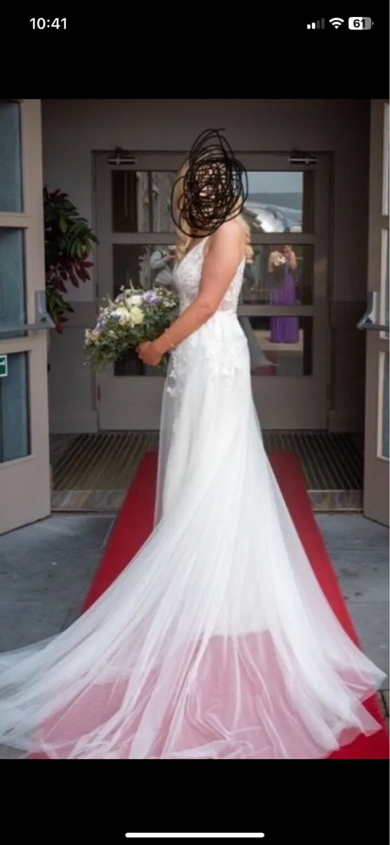 Wedding dress - Image 1