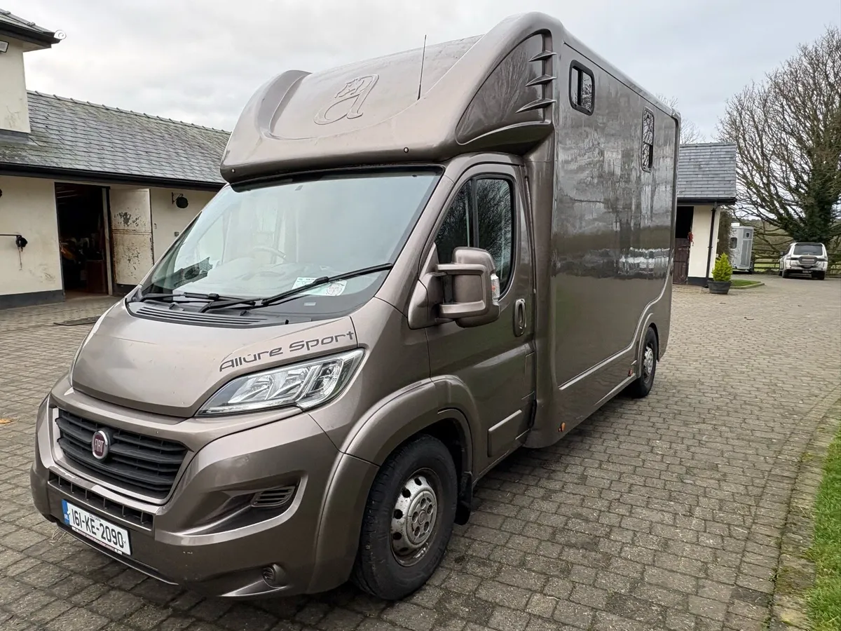 Fiat Ducato 2 Horse Van - Image 2