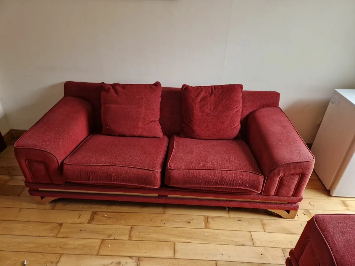 3 seater sofa and arm chair - Image 1