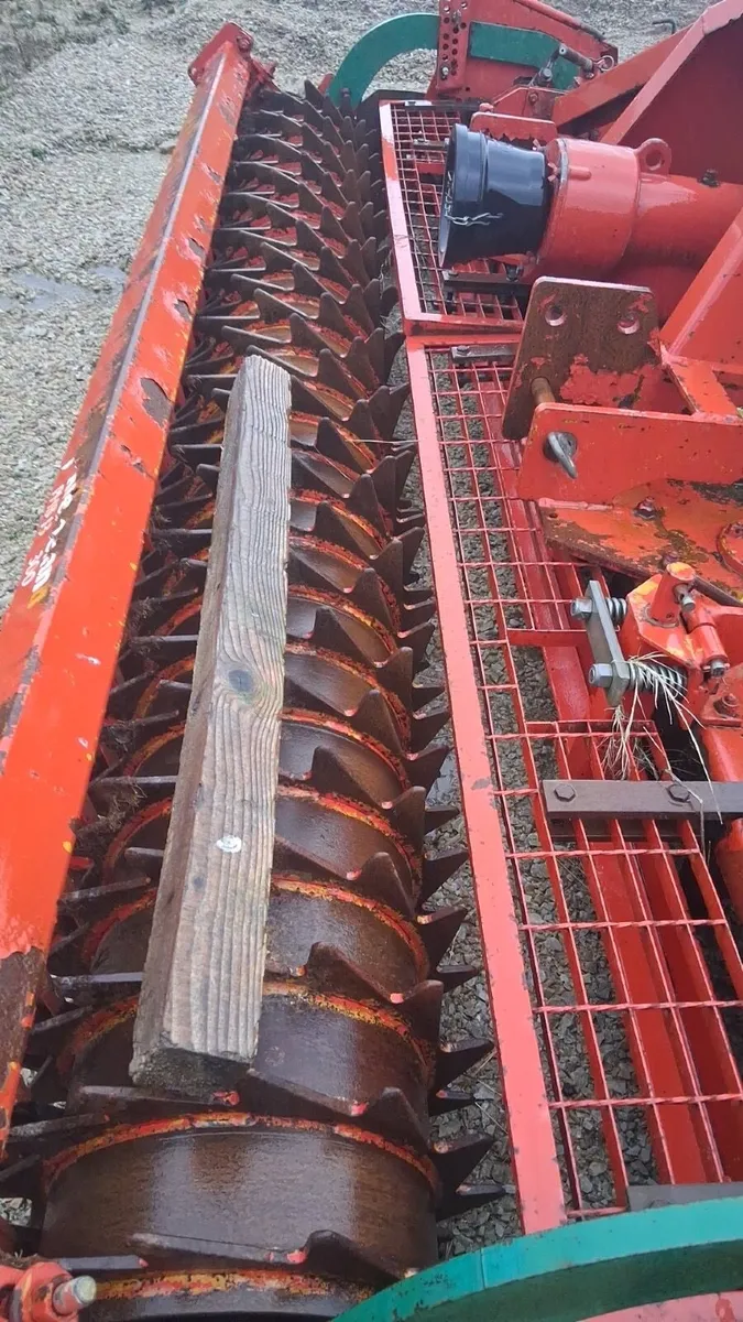 Kverneland power harrow - Image 4