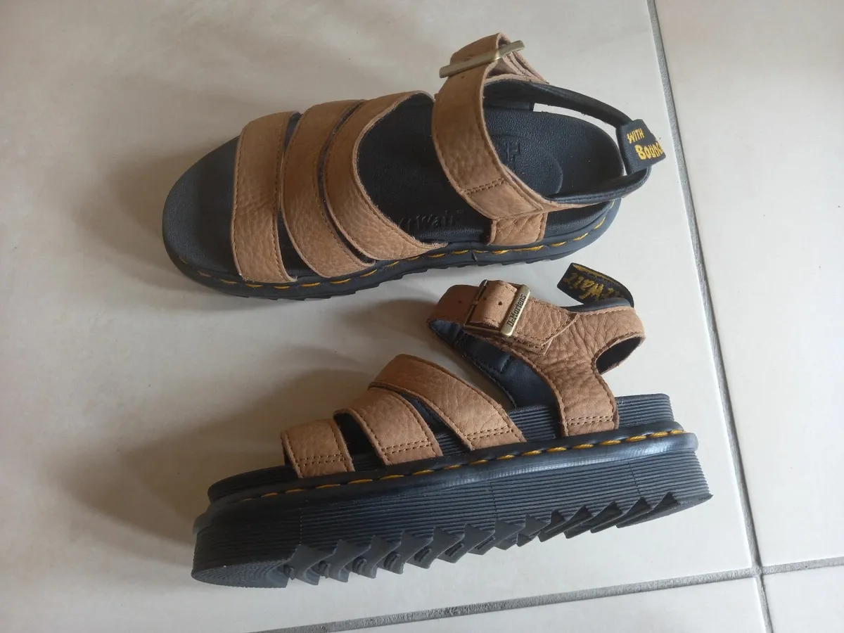 New -DR Martens Blaire Air Wair Sandals/Shoes - Image 3