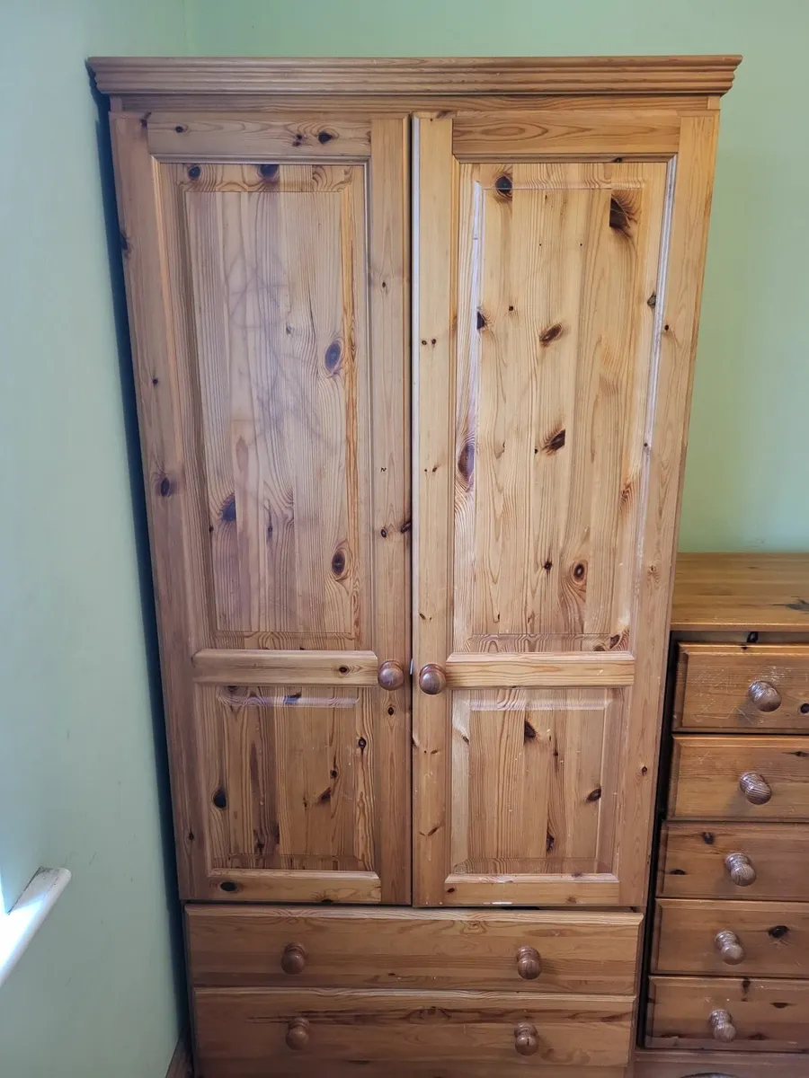 Wardrobe and chest of draws - Image 1