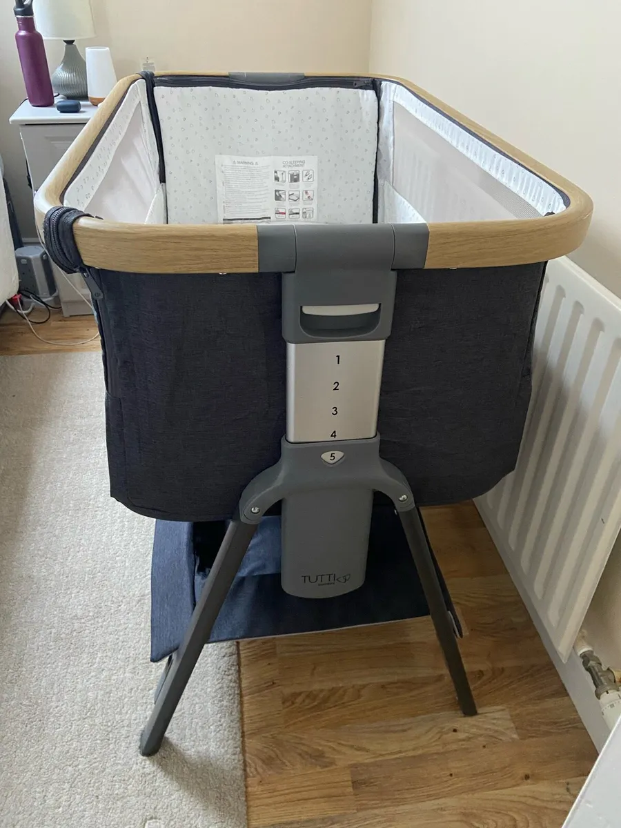 Tutti Bambini co sleeper, bedside crib - Image 2