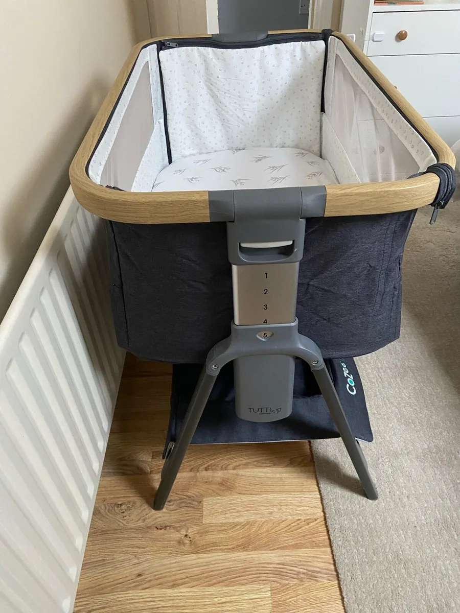 Tutti Bambini co sleeper, bedside crib - Image 3