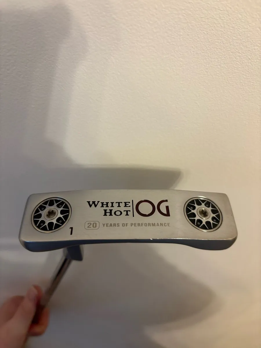 Odyssey White Hot OG LH Putter - Image 1