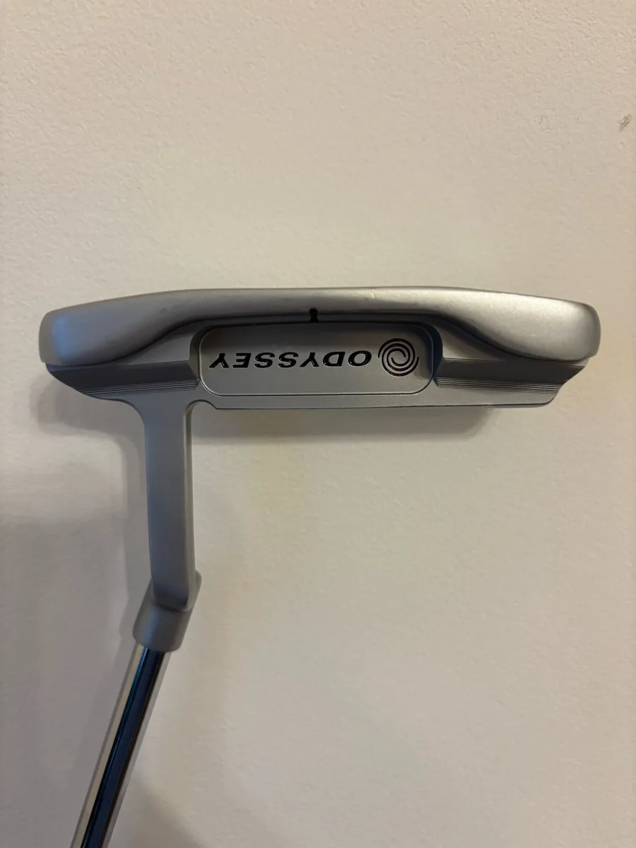 Odyssey White Hot OG LH Putter - Image 2