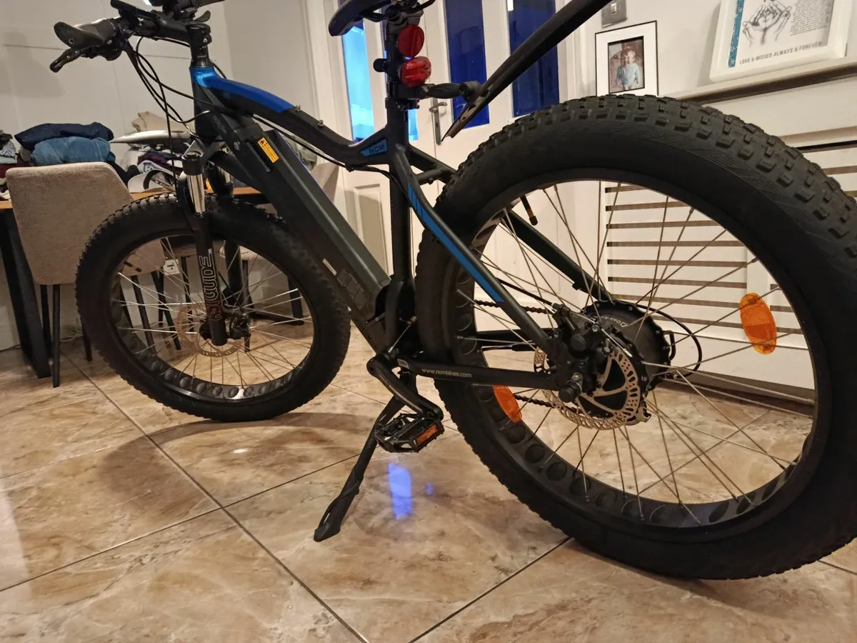 NCM fat tyre e bike 80 k range on full charge - Image 4