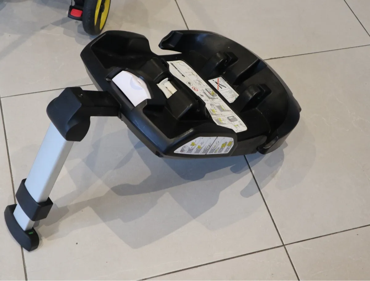 Donna Plus Car seat & Stroller (complete set) - Image 4