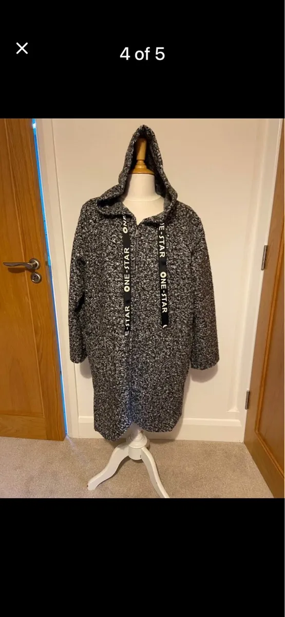 Selection of Ladies Coats. Please read Post. - Image 4