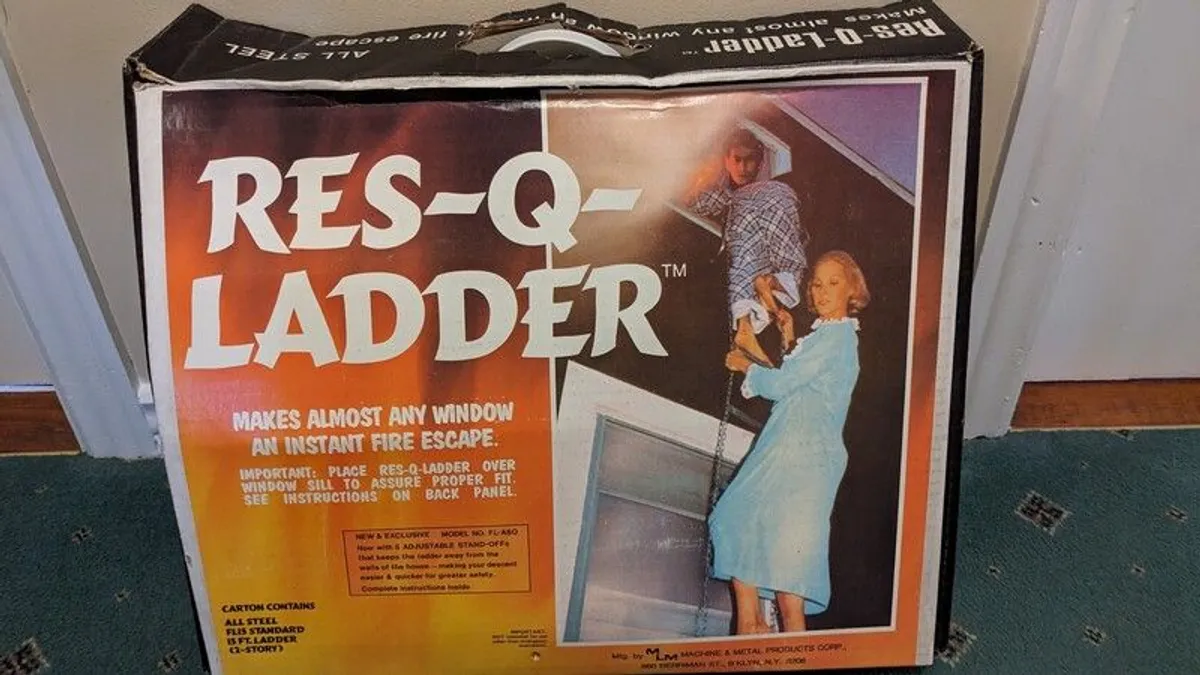 Safety Fire Rescue Ladder - Image 1