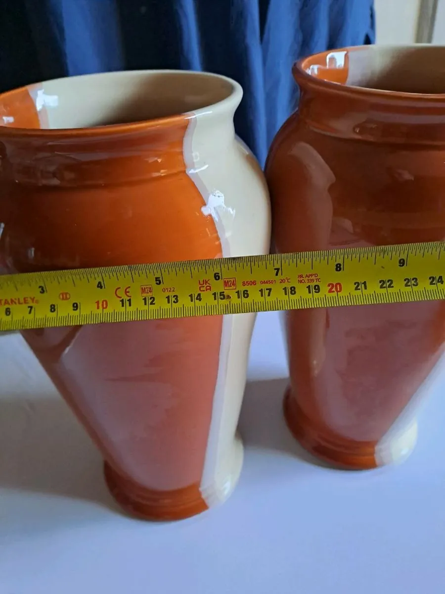 Pair of Vintage Art Deco Style Ceramic Vases - Image 4