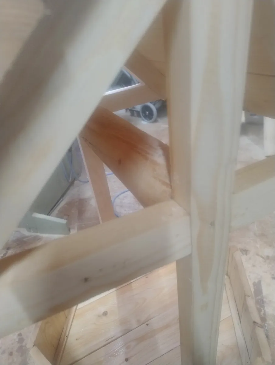 Handmade wooden well - Image 1