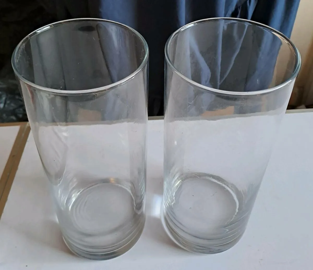 Clear Glass Cylinder Vases – Set of 2 - Image 2