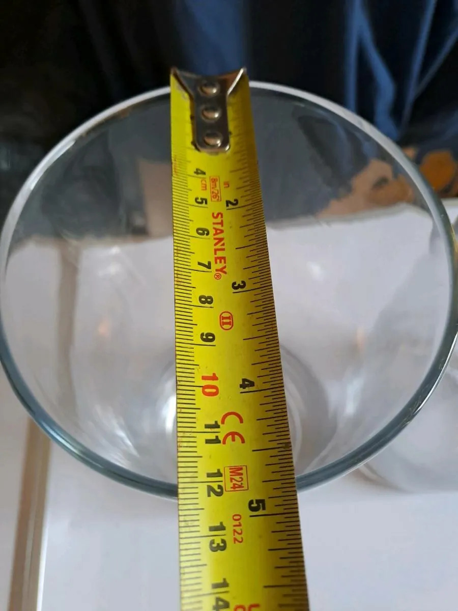 Clear Glass Cylinder Vases – Set of 2 - Image 4